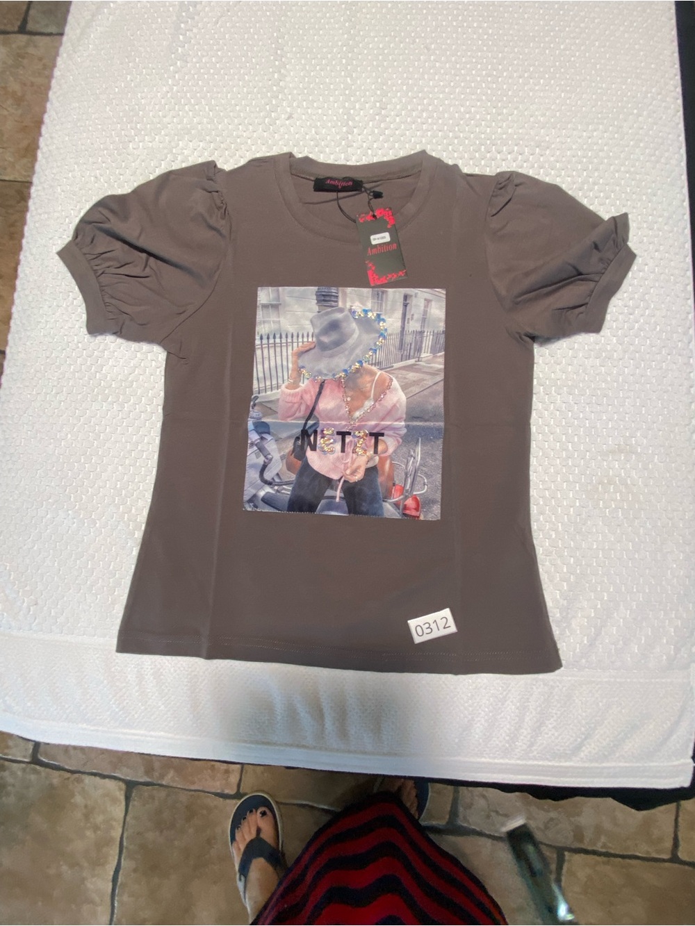Ambition Gray Graphic Puff-Sleeve Short Sleeve Tee